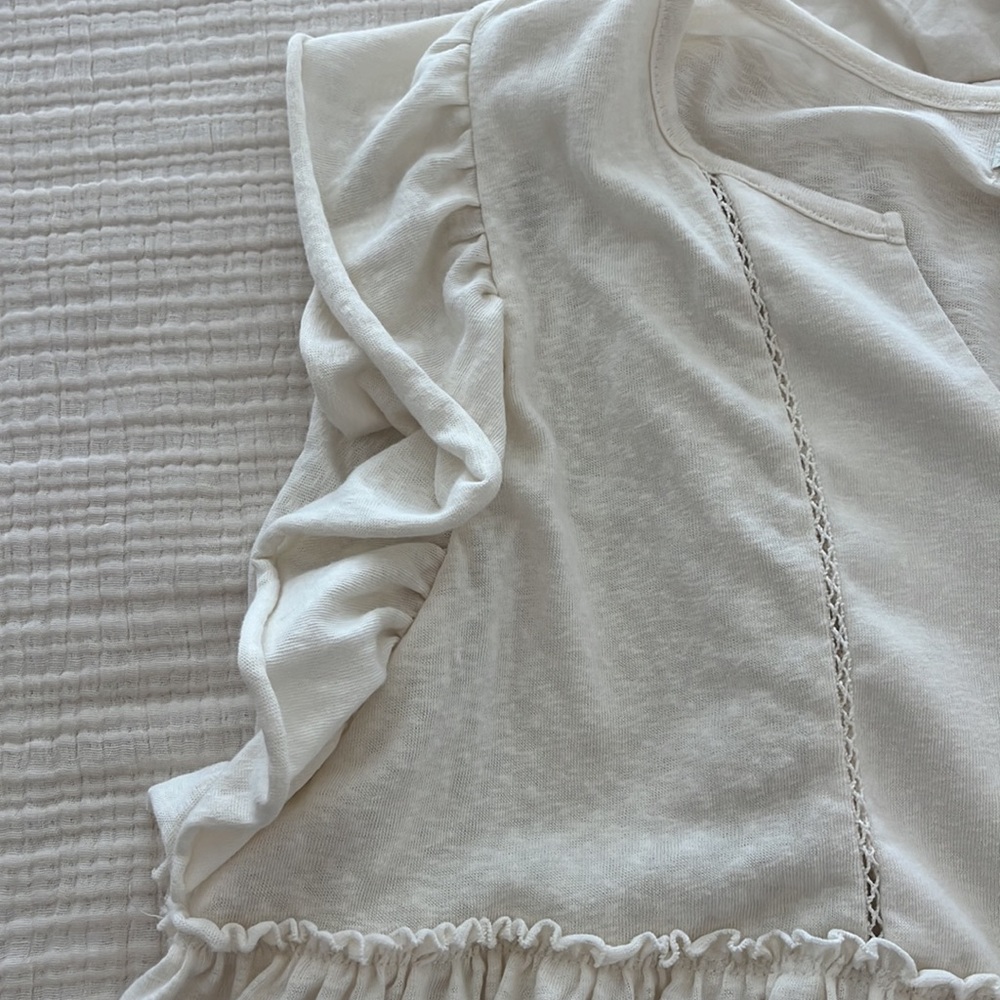 Versona Ruffle Top - Picture 3 of 3